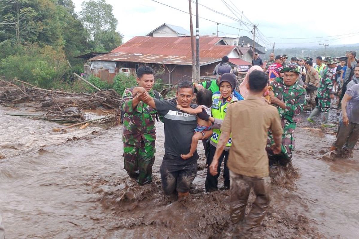 Tim SAR Hentikan Pencarian 10 Korban Banjir Lahar di Sumbar